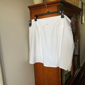 DSG Performance High Rise Skort